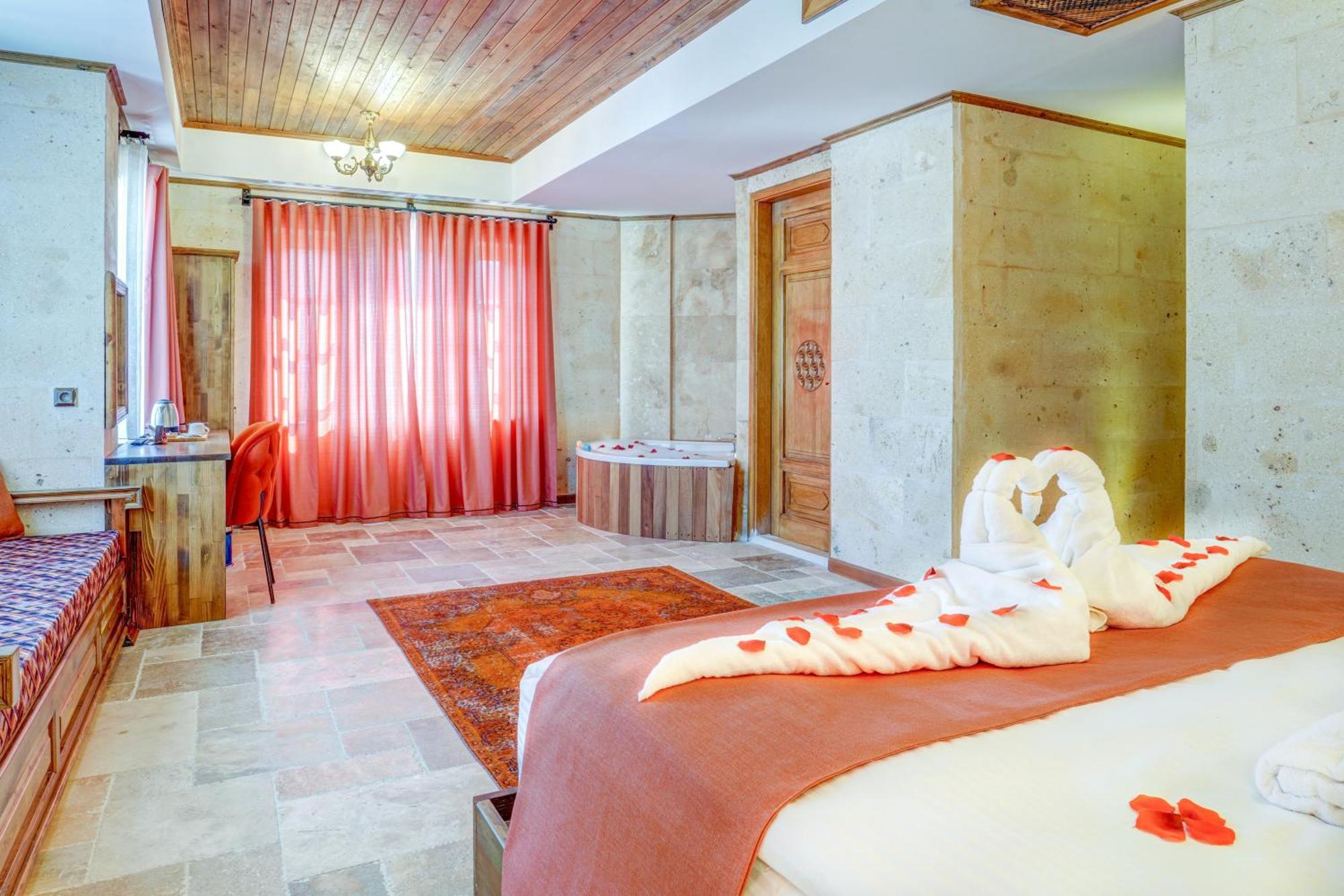 Unique Cappadocia Palace Göreme Dış mekan fotoğraf